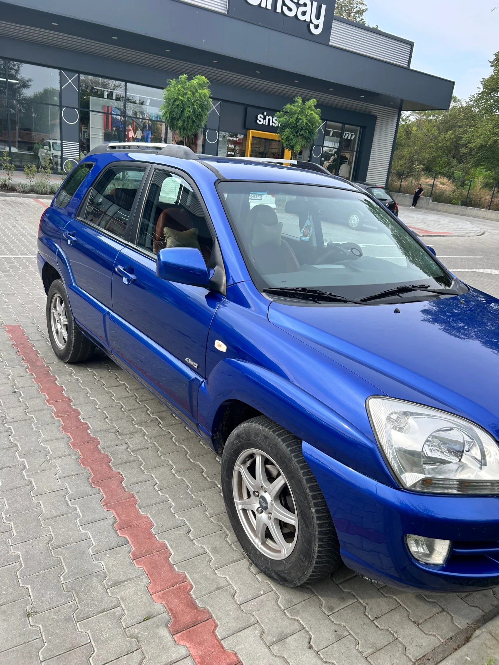 Kia Sportage, снимка 4 - Автомобили и джипове - 55577031