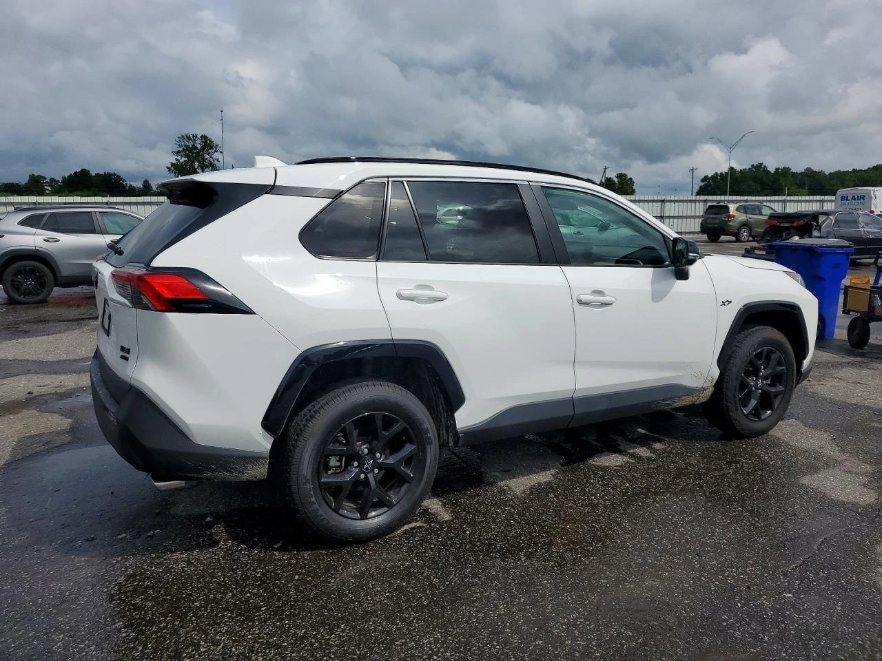 Toyota Rav4 XLE AWD, снимка 6 - Автомобили и джипове - 55695411