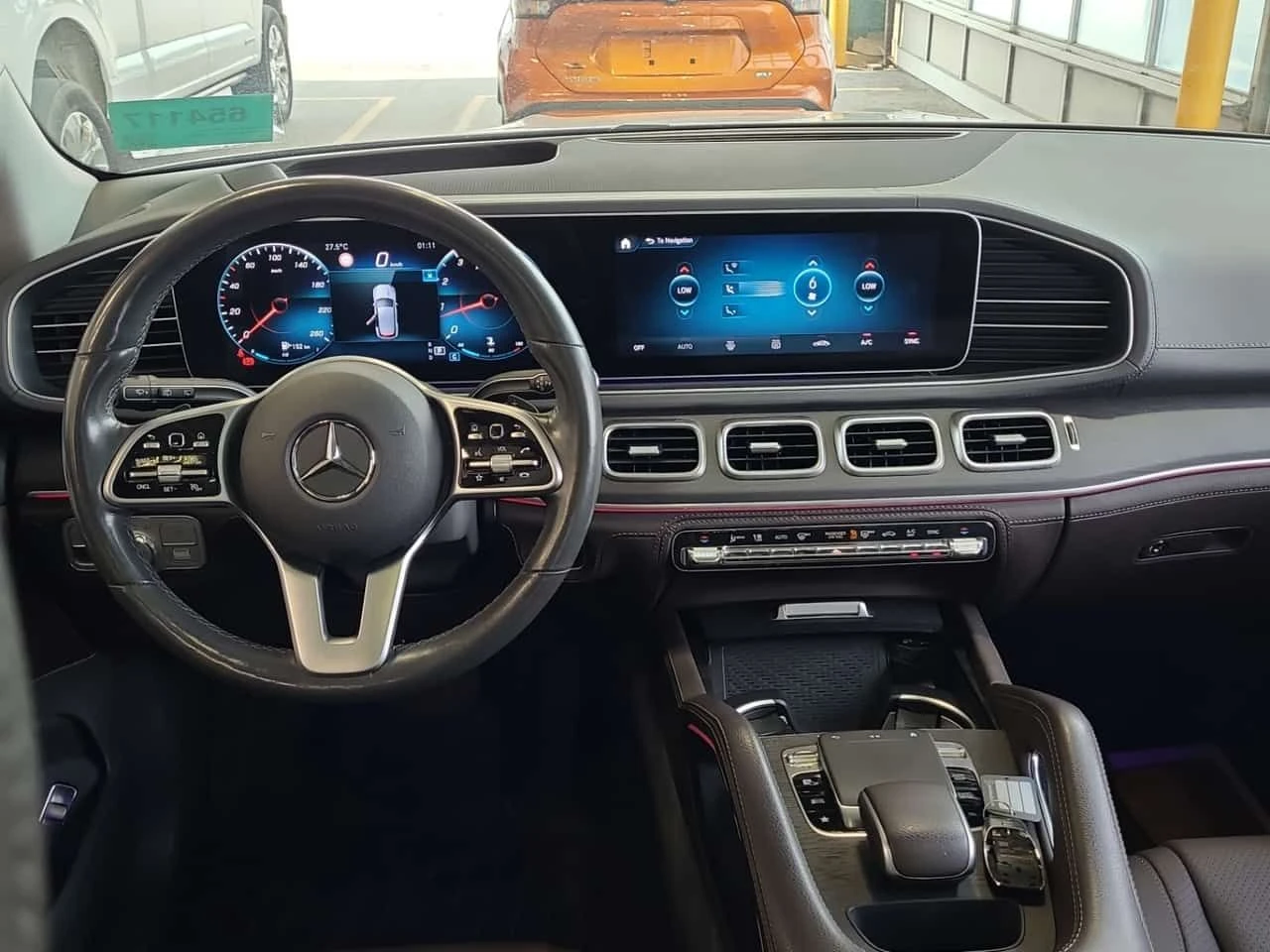 Mercedes-Benz GLE 350 * CARFAX * BURMESTER * ПАНОРАМА * АВТОКРЕДИТ, снимка 10 - Автомобили и джипове - 55706652