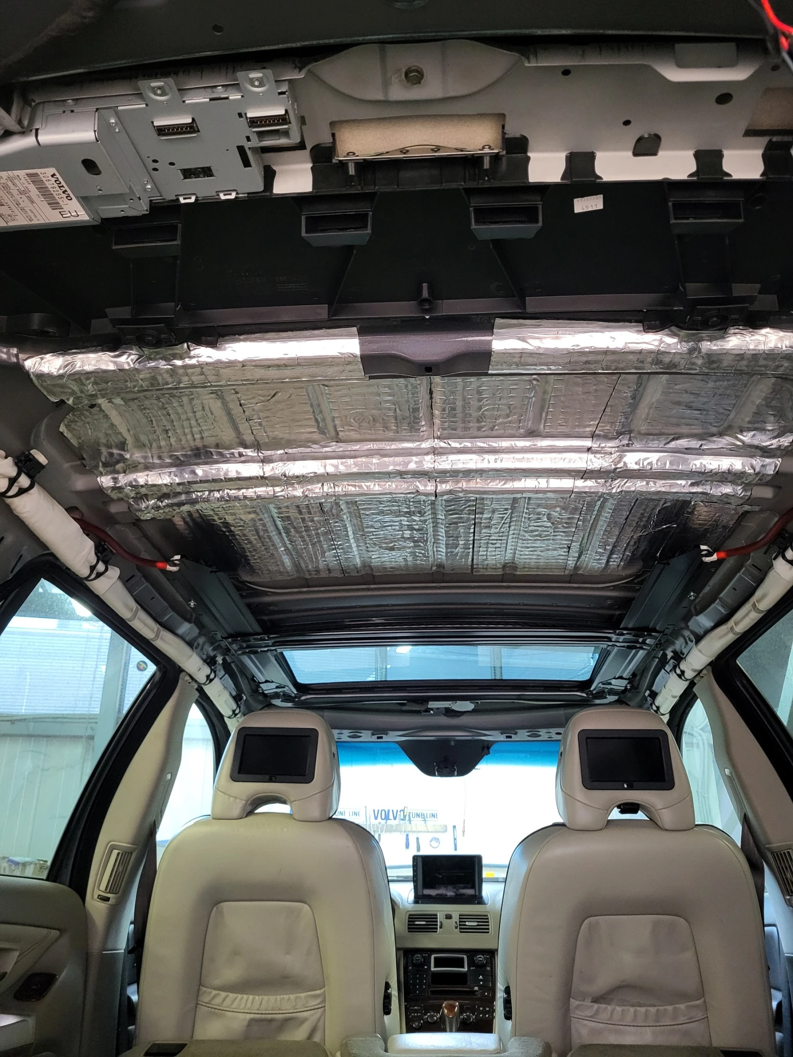Volvo Xc90 V8, снимка 2 - Автомобили и джипове - 55791078