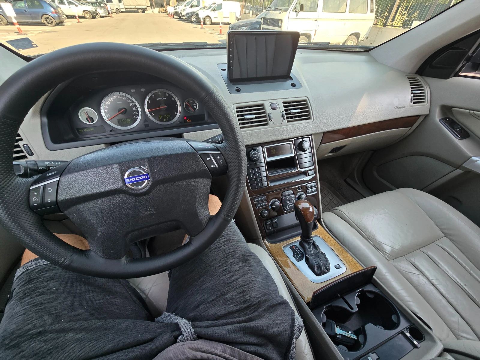 Volvo Xc90 V8, снимка 4 - Автомобили и джипове - 55791078