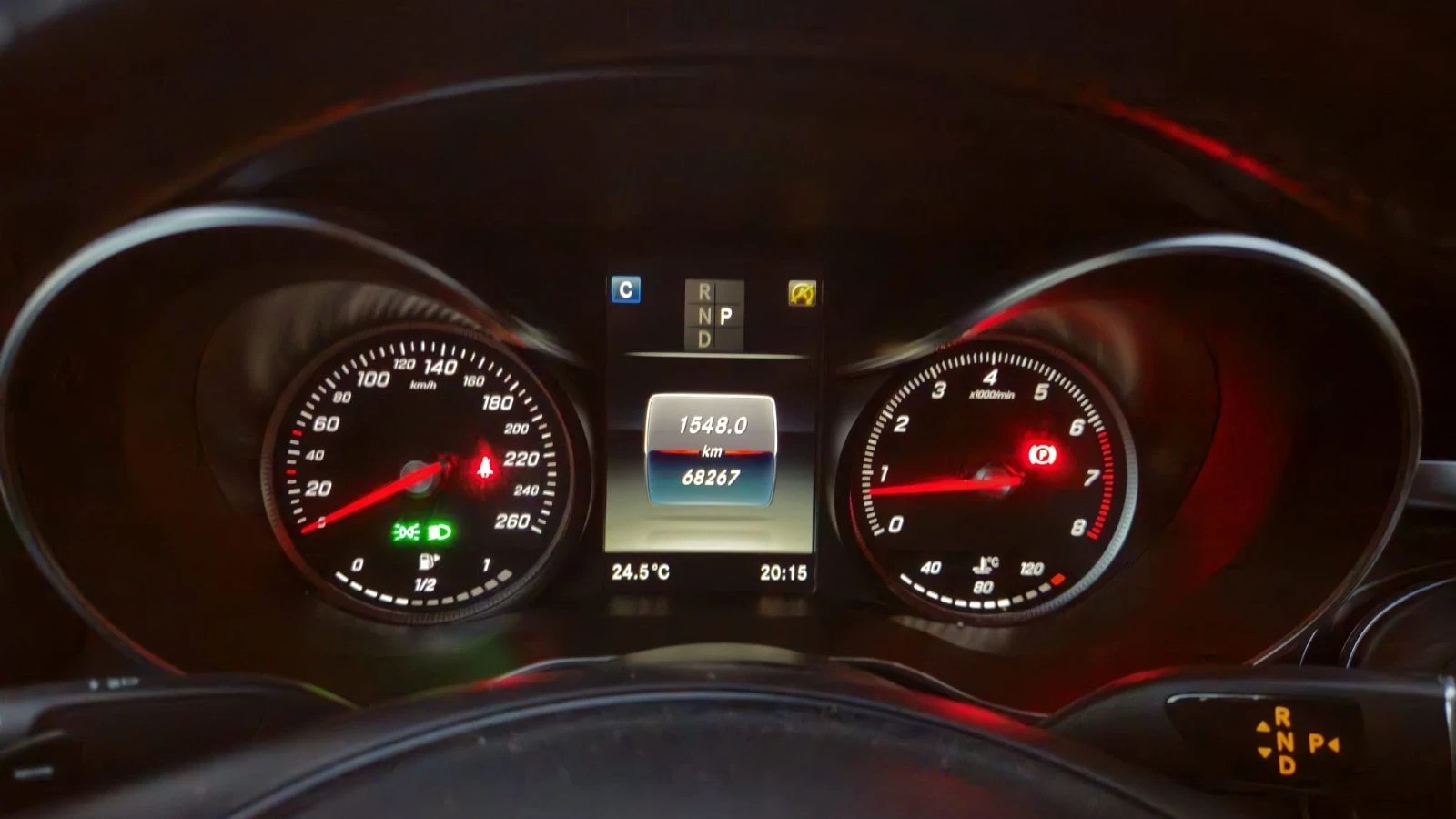 Mercedes-Benz GLC 250, снимка 6 - Автомобили и джипове - 55944324