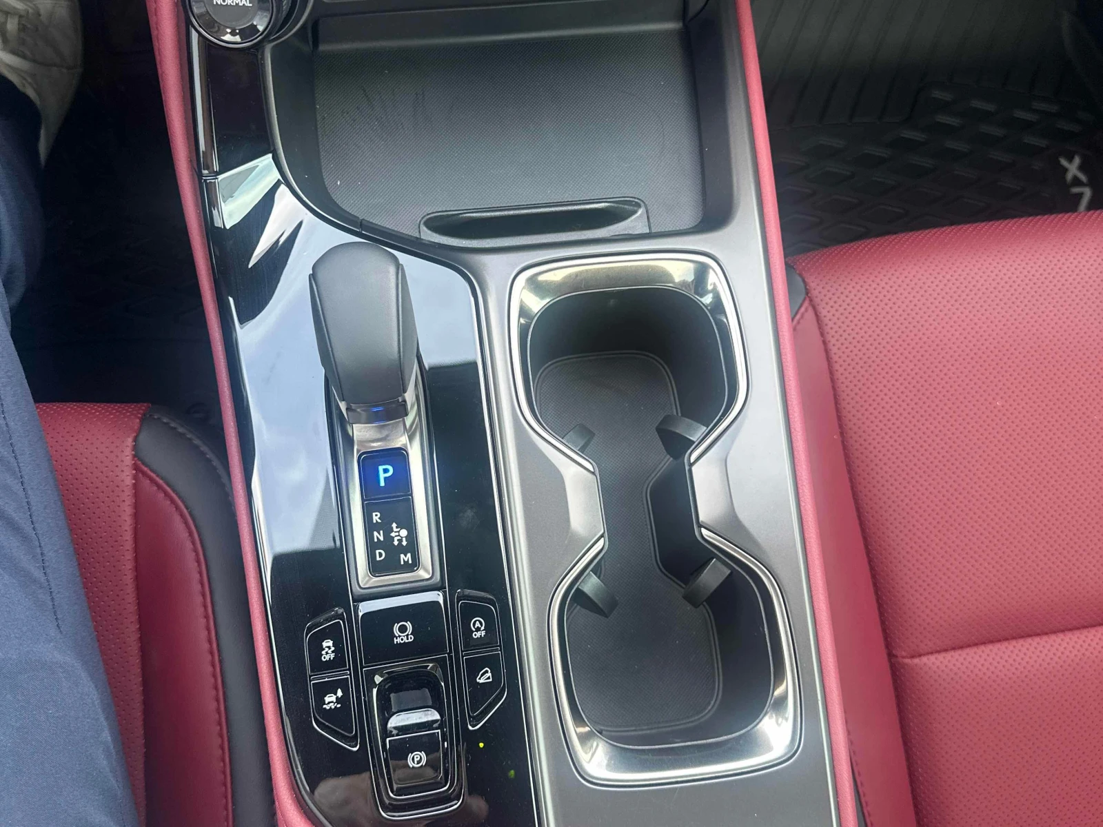 Lexus NX * 350 * CARFAX * ОПЦИЯ ЗА ФИНАНСИРАНЕ, снимка 13 - Автомобили и джипове - 56156360