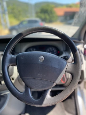 Opel Vivaro 2.0dci 115hp НА ЧАСТИ, снимка 8