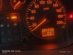 Renault Trafic 1.9 dci 101 k.c. 6 скорости , снимка 17