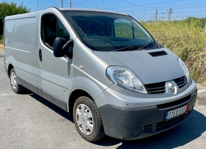 Opel Vivaro 2.0dci 115hp НА ЧАСТИ, снимка 6 - Бусове и автобуси - 47593990