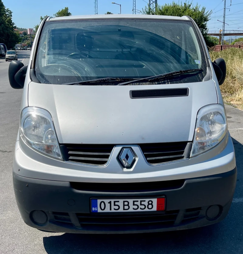 Opel Vivaro 2.0dci 115hp НА ЧАСТИ, снимка 1 - Бусове и автобуси - 47593990