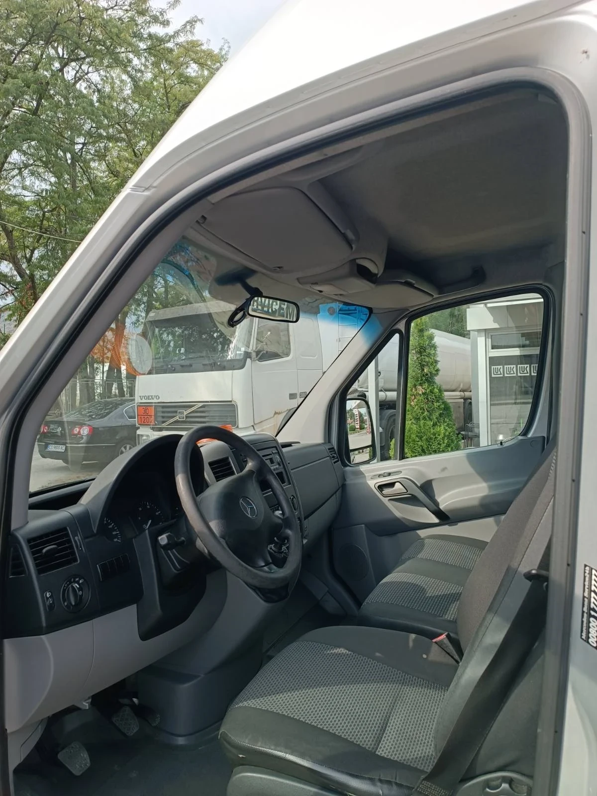 Mercedes-Benz Sprinter 318  - изображение 6