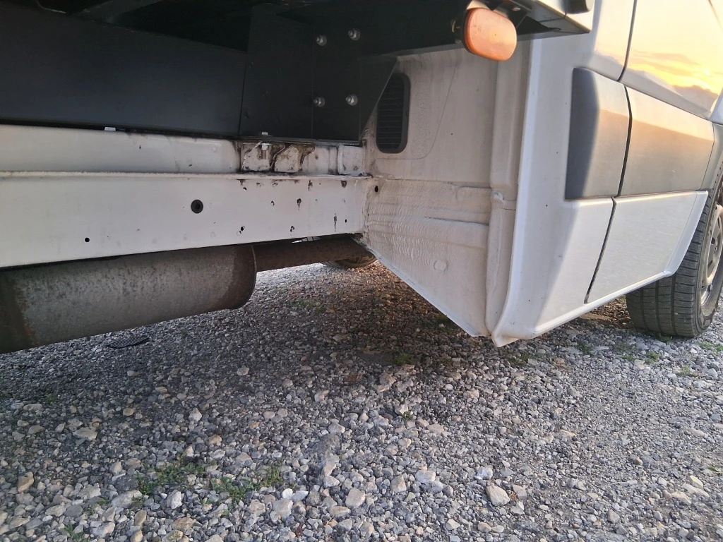 VW Crafter, снимка 10 - Бусове и автобуси - 55500393