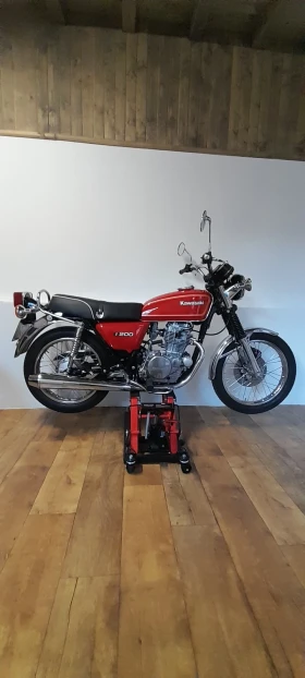     Kawasaki Z 200