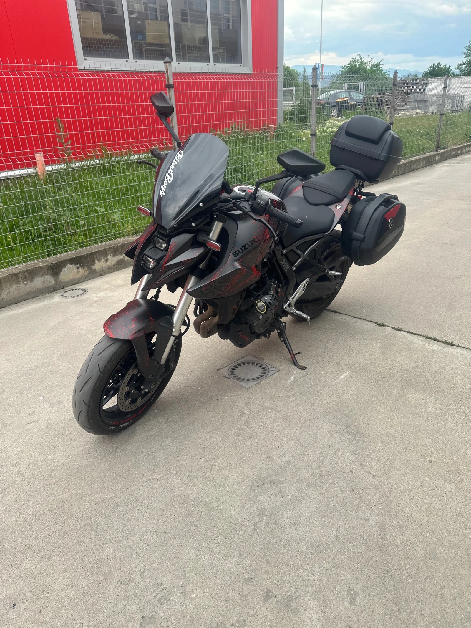 Suzuki Gsx 8S A2 - изображение 3