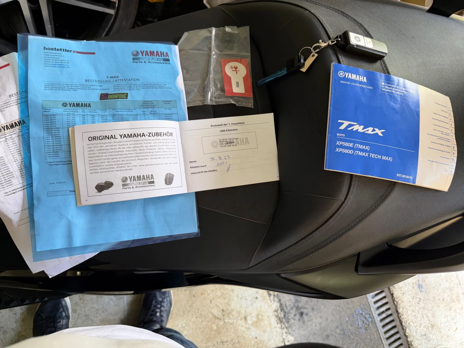 Yamaha T-max 560ie, Tech Max, ABS-TCS, Akrapovic, снимка 9 - Мотоциклети и мототехника - 55511389