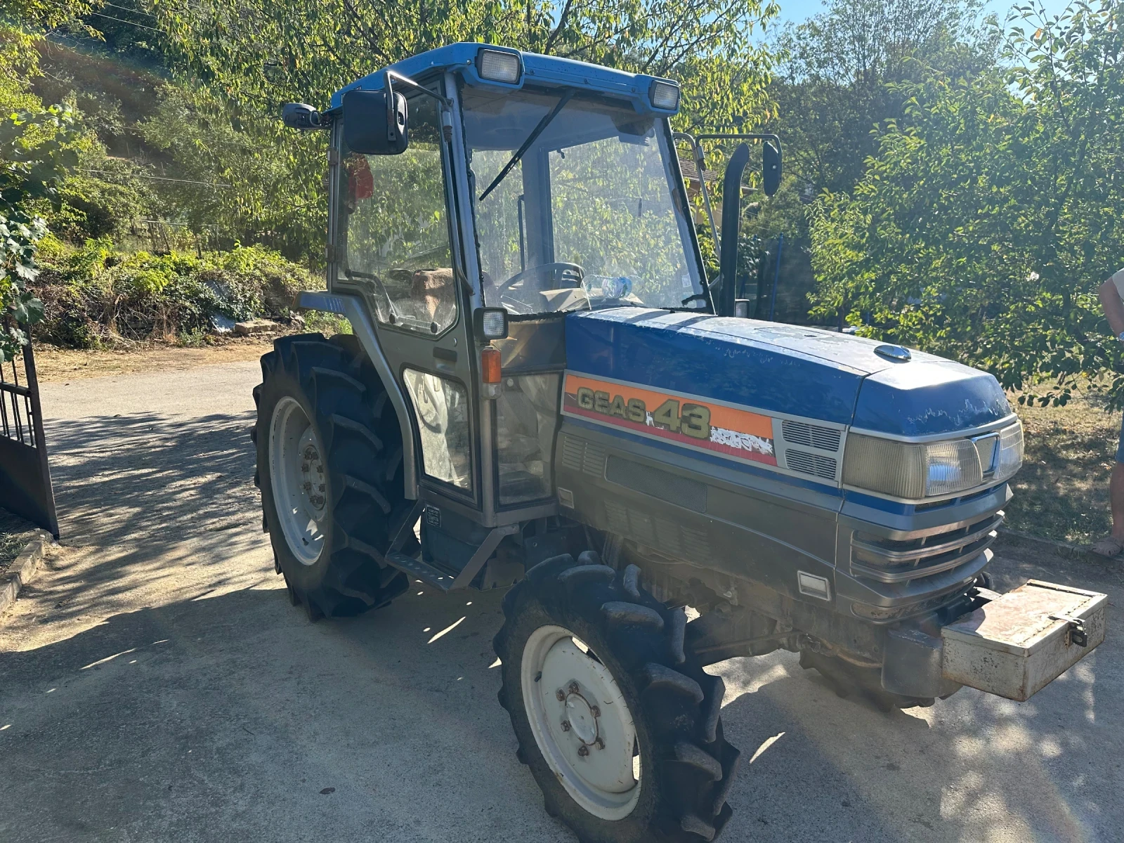 ������� ISEKI | Mobile.bg � ����������� 2