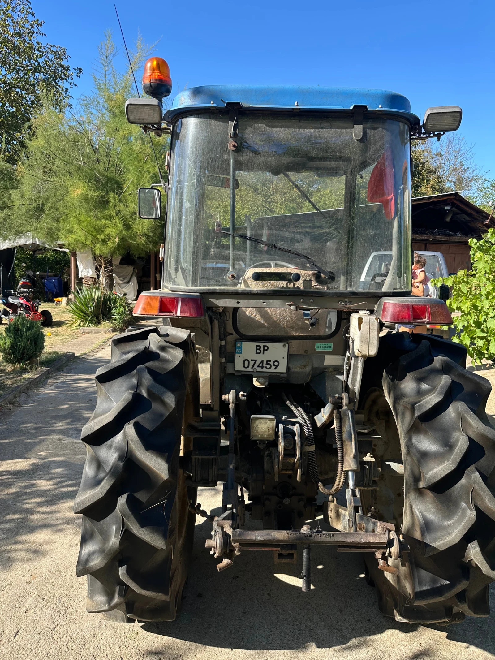 ������� ISEKI | Mobile.bg � ����������� 4
