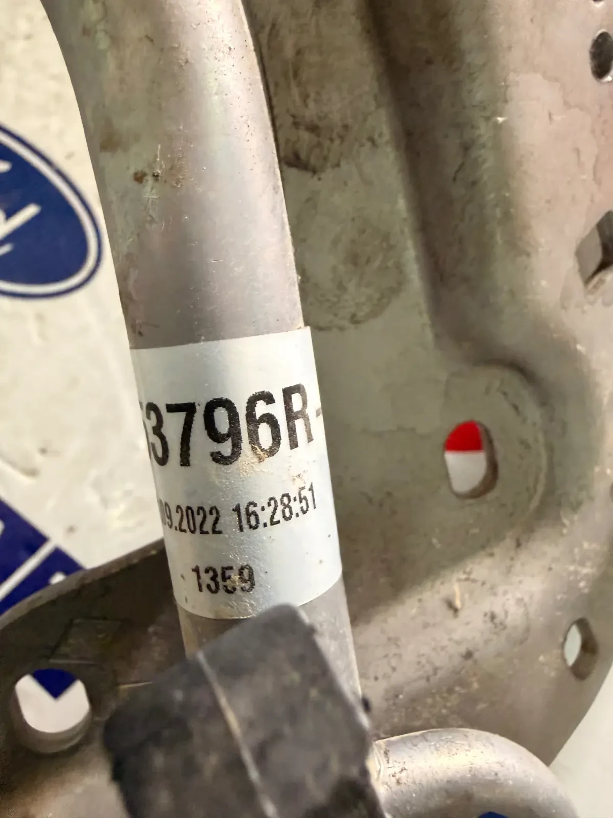 210453796R Тръба с водни съединения Renault NISSAN DACIA 1.3Tce 210453796R, снимка 3 - Части - 56232702