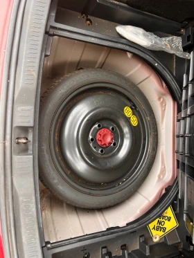 Toyota Auris 1.3, снимка 4