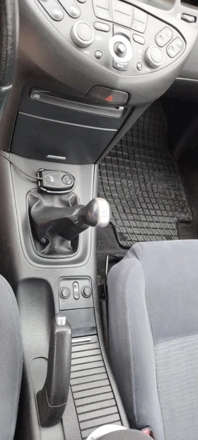 Nissan Primera, снимка 15