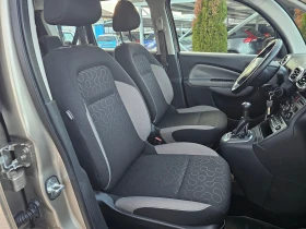 Citroen C3 Picasso 1.4i КЛИМАТИК РЕАЛНИ КИЛОМЕТРИ, снимка 13