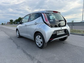 Toyota Aygo 1.0VVT-I* АВТОМАТИК* LED* NAVI* БЕЗУПРЕЧНА* EURO6B | Auto.bg — изображение 4