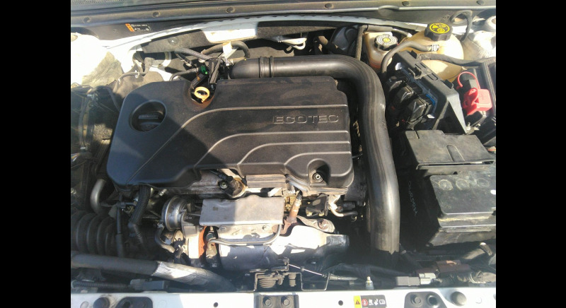 Chevrolet Malibu 1.5 Turbo, снимка 13 - Автомобили и джипове - 46231475