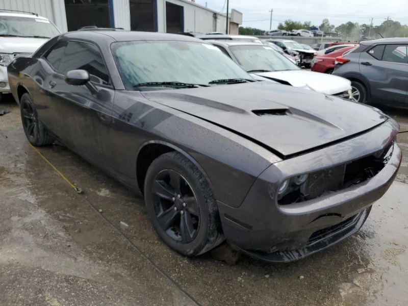 Dodge Challenger SXT  , снимка 4 - Автомобили и джипове - 47992168