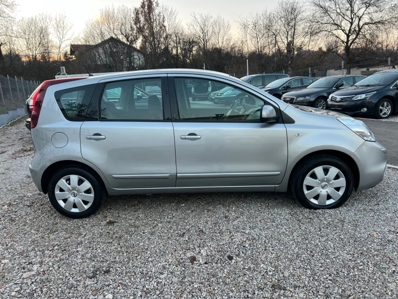 Nissan Note 1.6-АВТОМАТИК!, снимка 7 - Автомобили и джипове - 48144409