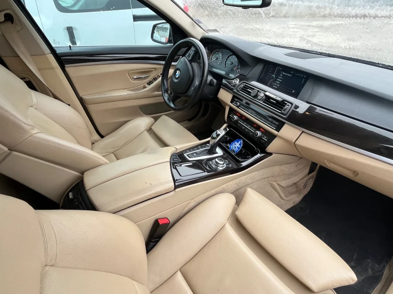 BMW 530 X Drive, снимка 11 - Автомобили и джипове - 48952413