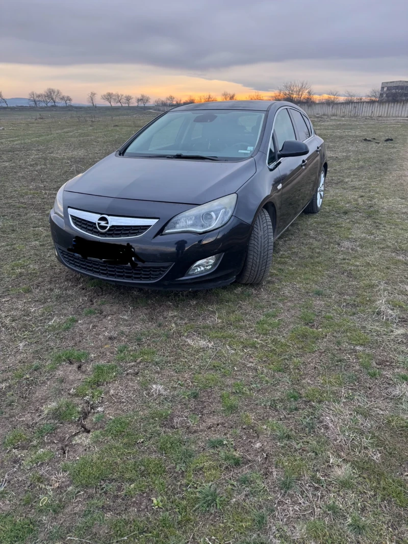 Opel Astra, снимка 1 - Автомобили и джипове - 48631811