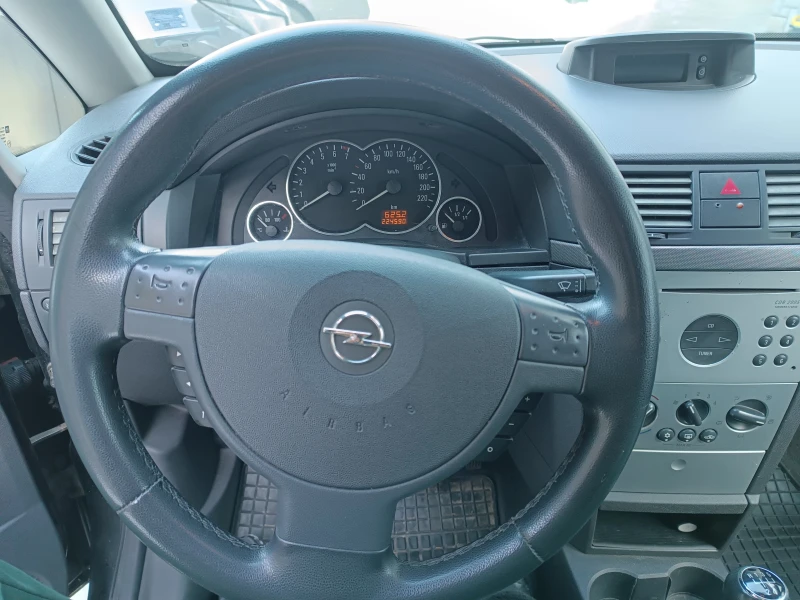 Opel Meriva 1.6 LPG, снимка 10 - Автомобили и джипове - 48741540