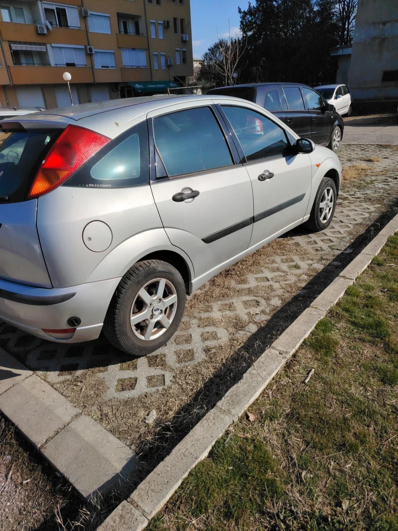 Ford Focus 1.6 LPG, снимка 3 - Автомобили и джипове - 48849673