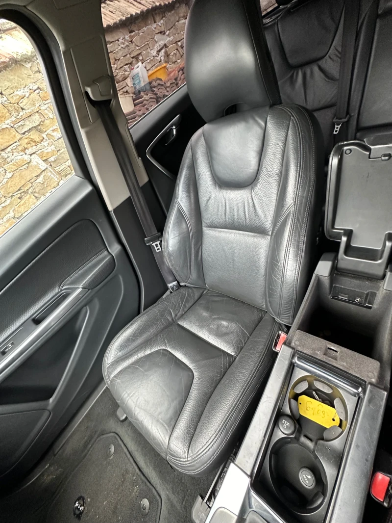 Volvo V60 D3, снимка 3 - Автомобили и джипове - 52641017