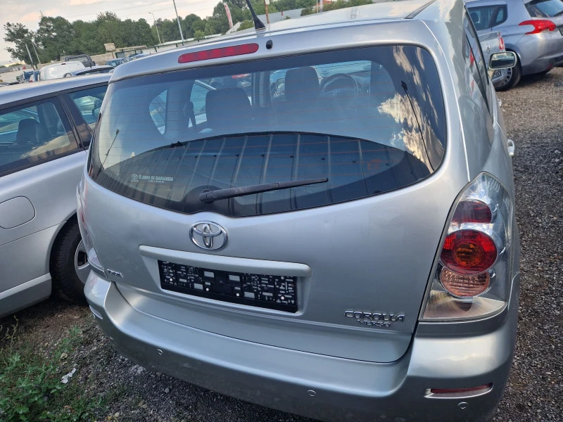 Toyota Corolla verso 1.8i16v 129ps.LUNA ITALIA, снимка 6 - Автомобили и джипове - 51095592