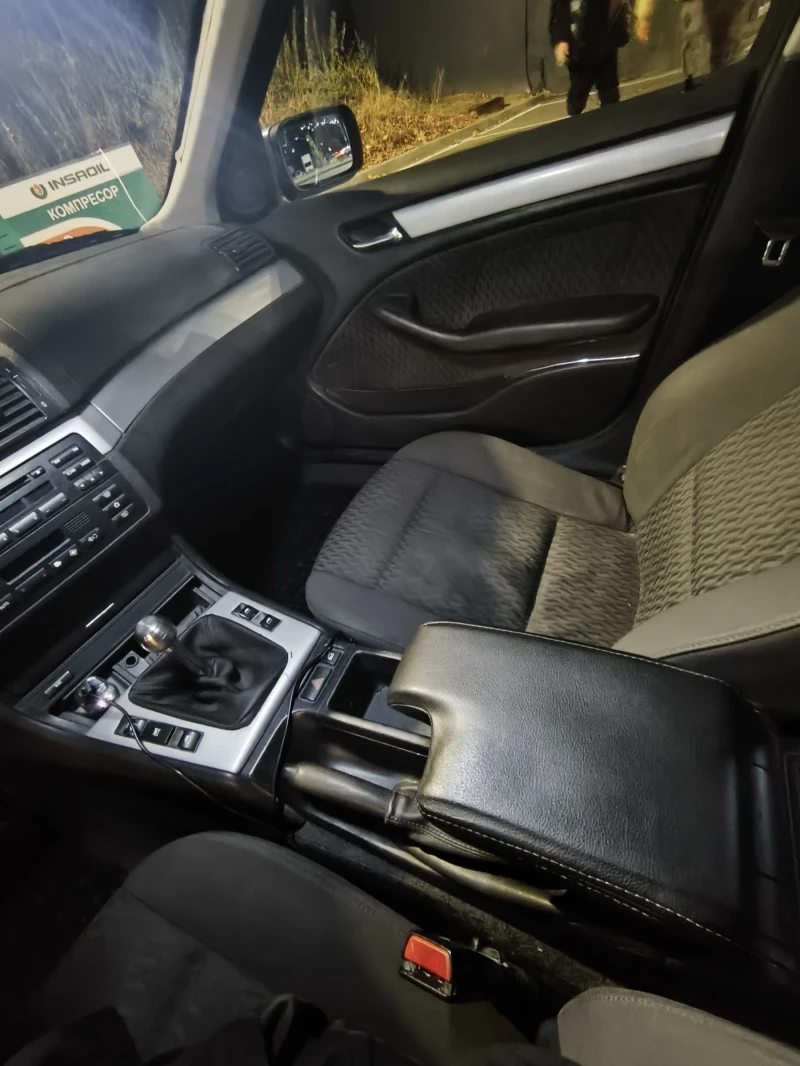 BMW 318, снимка 13 - Автомобили и джипове - 52725380