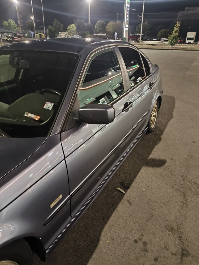 BMW 318, снимка 8 - Автомобили и джипове - 52725380