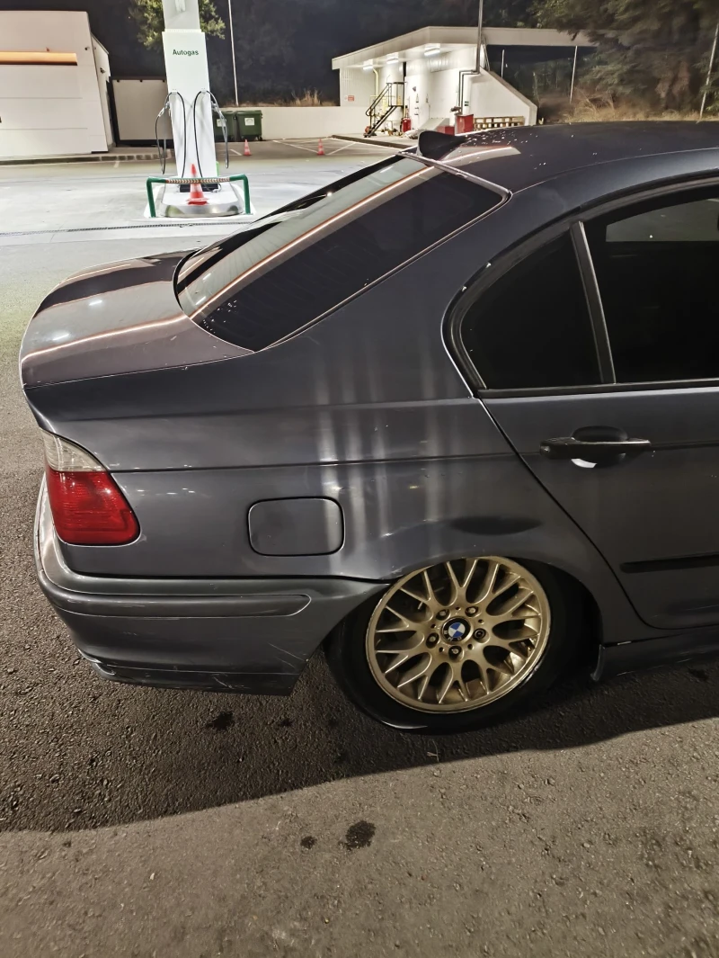 BMW 318, снимка 7 - Автомобили и джипове - 52725380