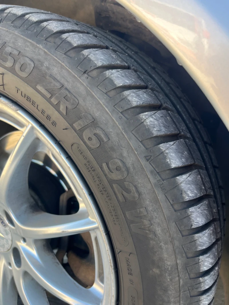 Mercedes-Benz C 200 2.2, снимка 9 - Автомобили и джипове - 51986112