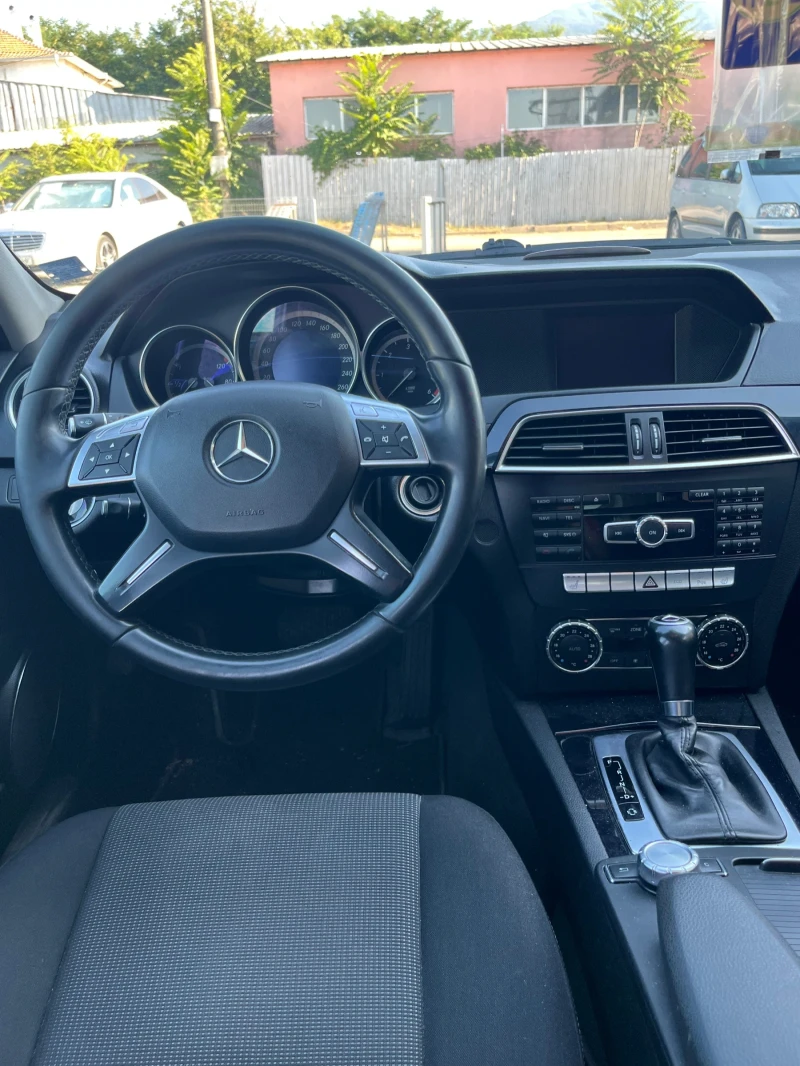 Mercedes-Benz C 200 2.2, снимка 7 - Автомобили и джипове - 51986112