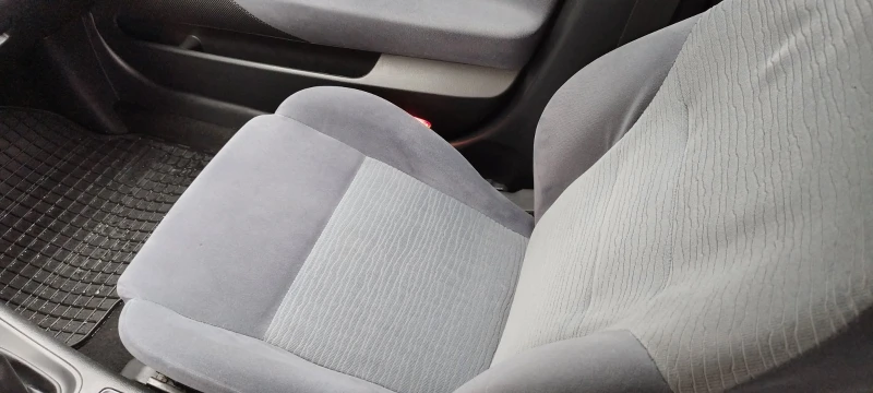 Nissan Primera, снимка 11 - Автомобили и джипове - 52478686