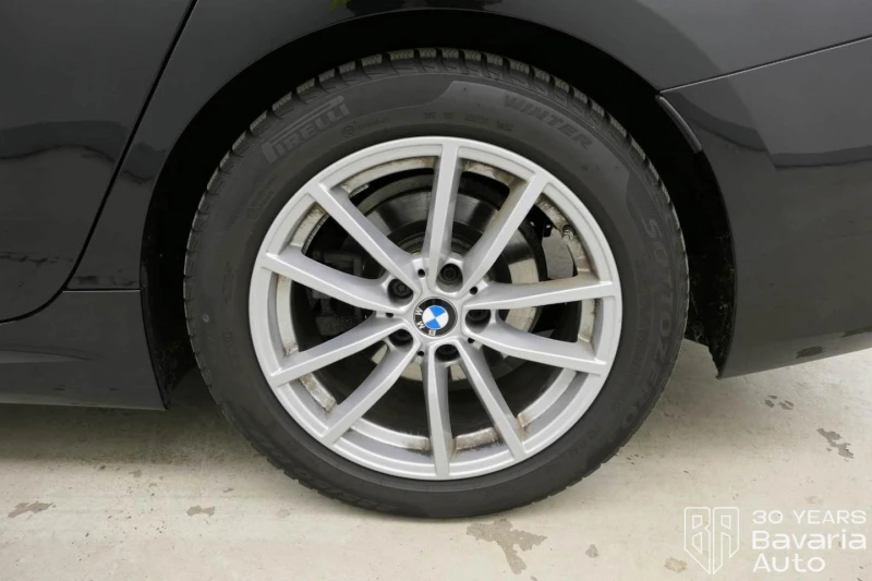 BMW 320 d Touring M Sport Paket Steptronic, снимка 14 - Автомобили и джипове - 52711793