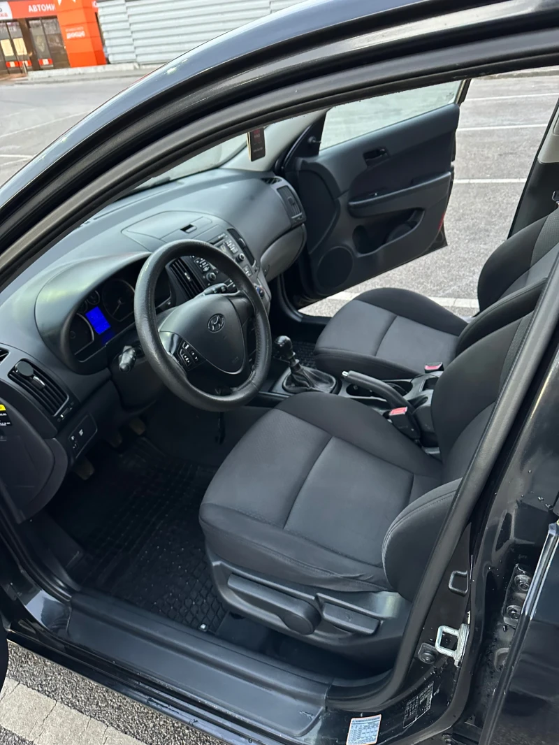Hyundai I30, снимка 12 - Автомобили и джипове - 53048393
