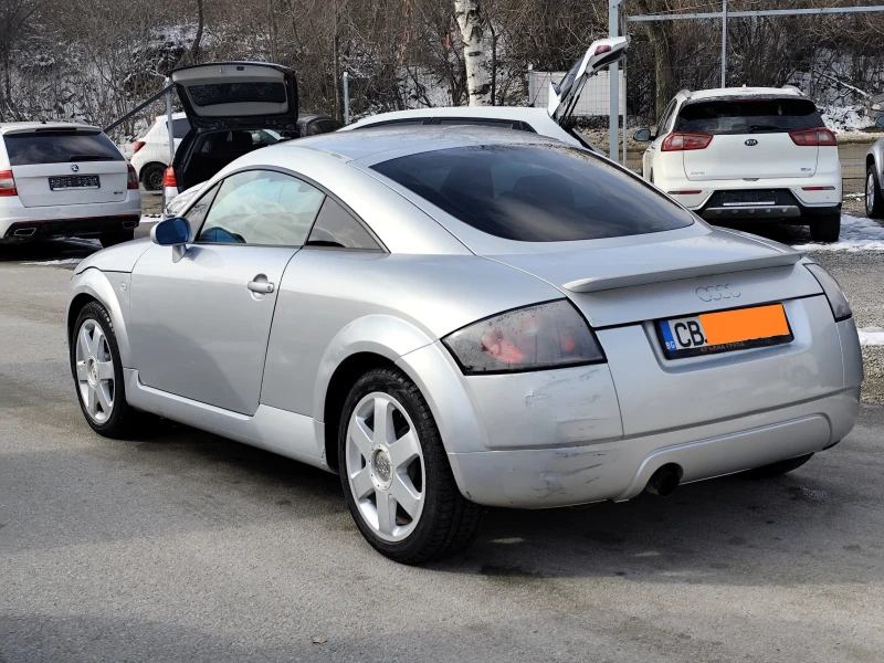 Audi Tt 1.8T* ГАЗ* КОЖА* Klimatronik* , снимка 6 - Автомобили и джипове - 53361660