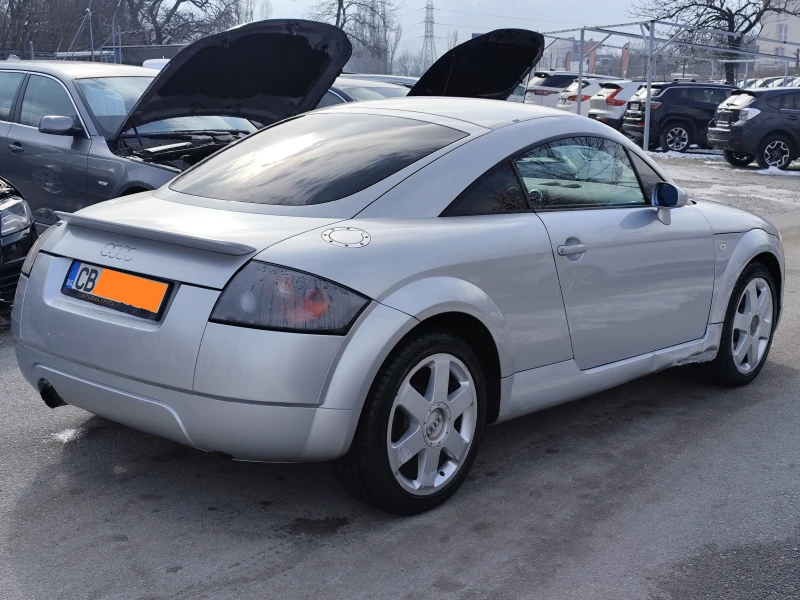 Audi Tt 1.8T* ГАЗ* КОЖА* Klimatronik* , снимка 4 - Автомобили и джипове - 53361660