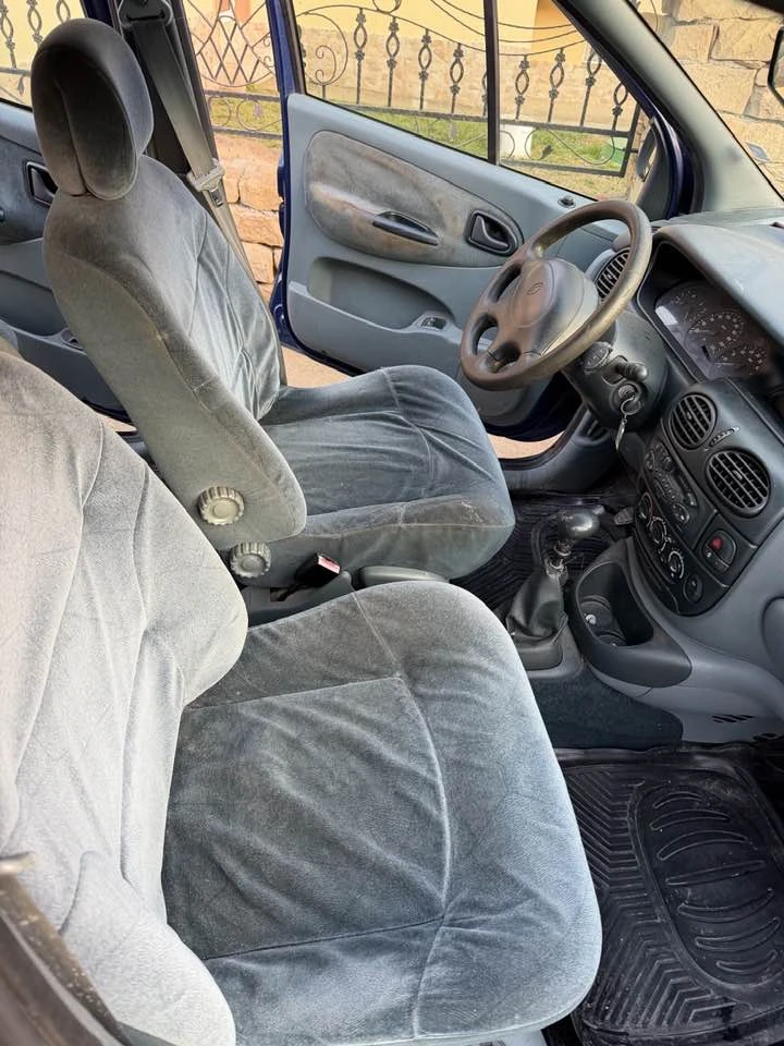 Renault Megane 1.9dti 100, снимка 7 - Автомобили и джипове - 53731178