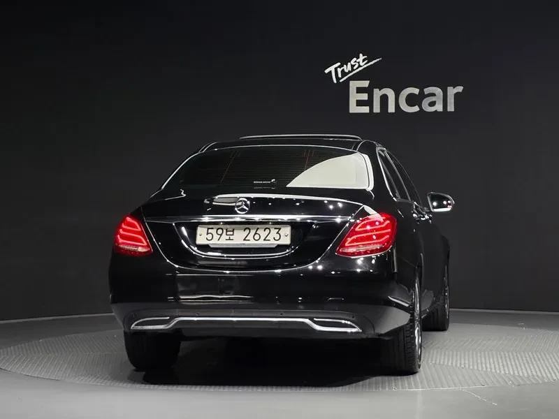 Mercedes-Benz C 220 Exclusive - САМО 30% АВАНС, снимка 7 - Автомобили и джипове - 55986511