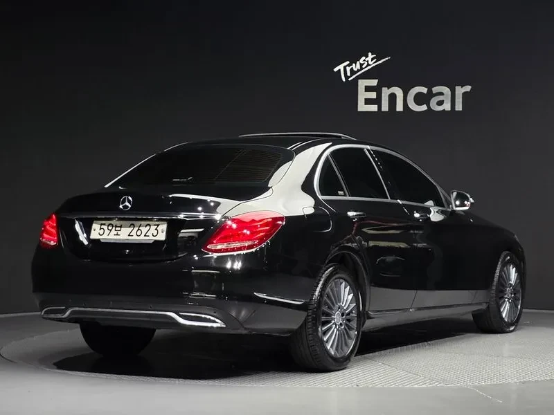 Mercedes-Benz C 220 Exclusive - САМО 30% АВАНС, снимка 3 - Автомобили и джипове - 55986511