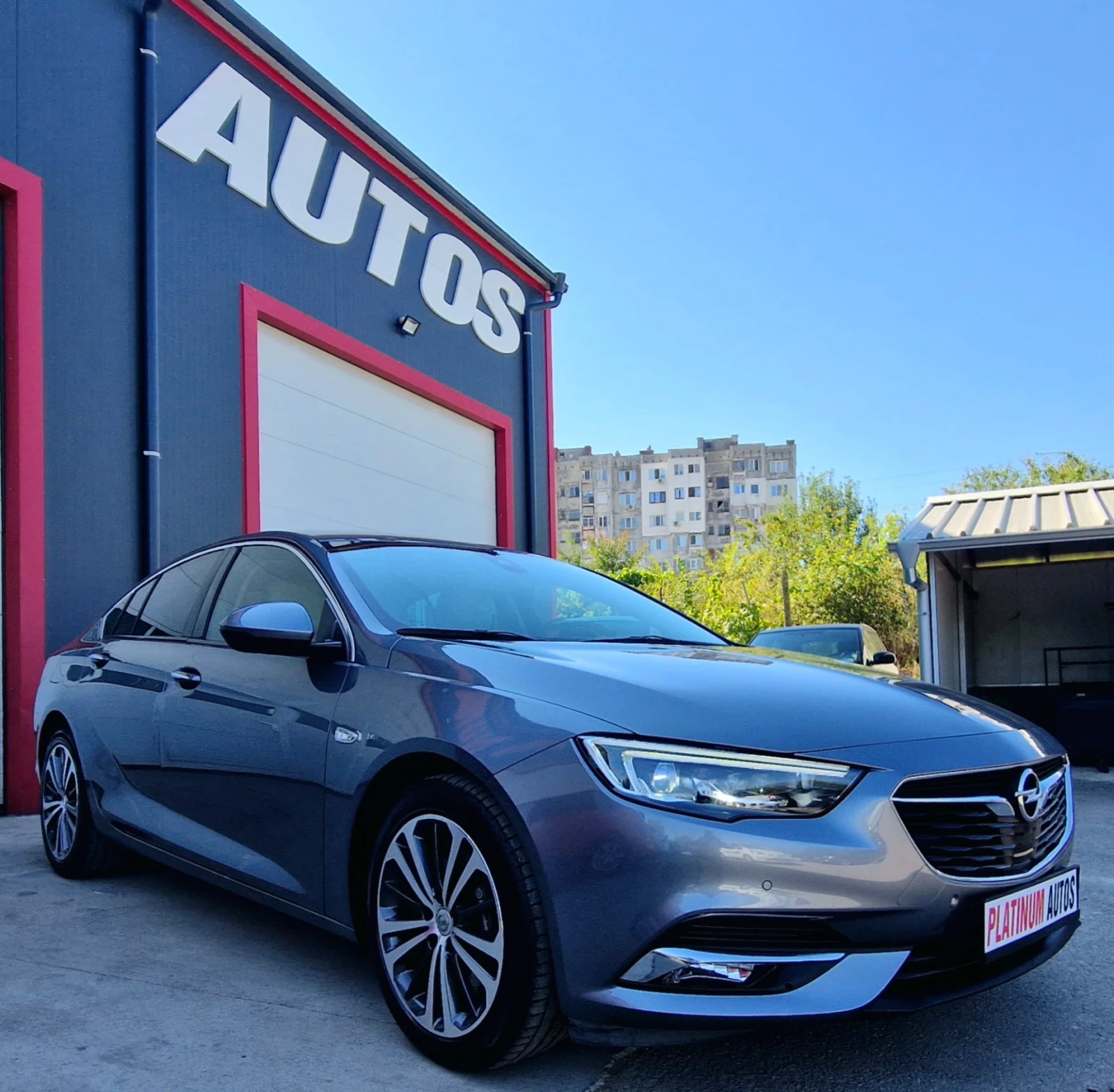 Opel Insignia 2.0TURBO/260K.C/OBDUX/DISTRONIK/MAXX FULL - изображение 2