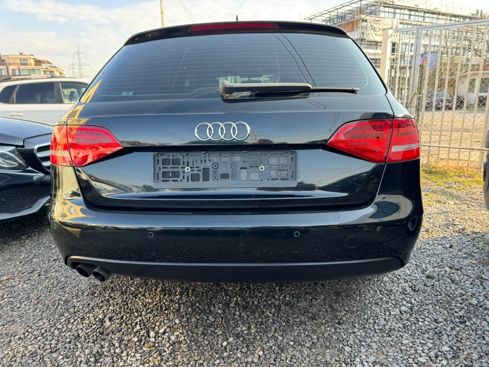 Audi A4 2.0TDi 143kc-LED-Navi-Подгрев-Алкантара-11.2009г - изображение 4