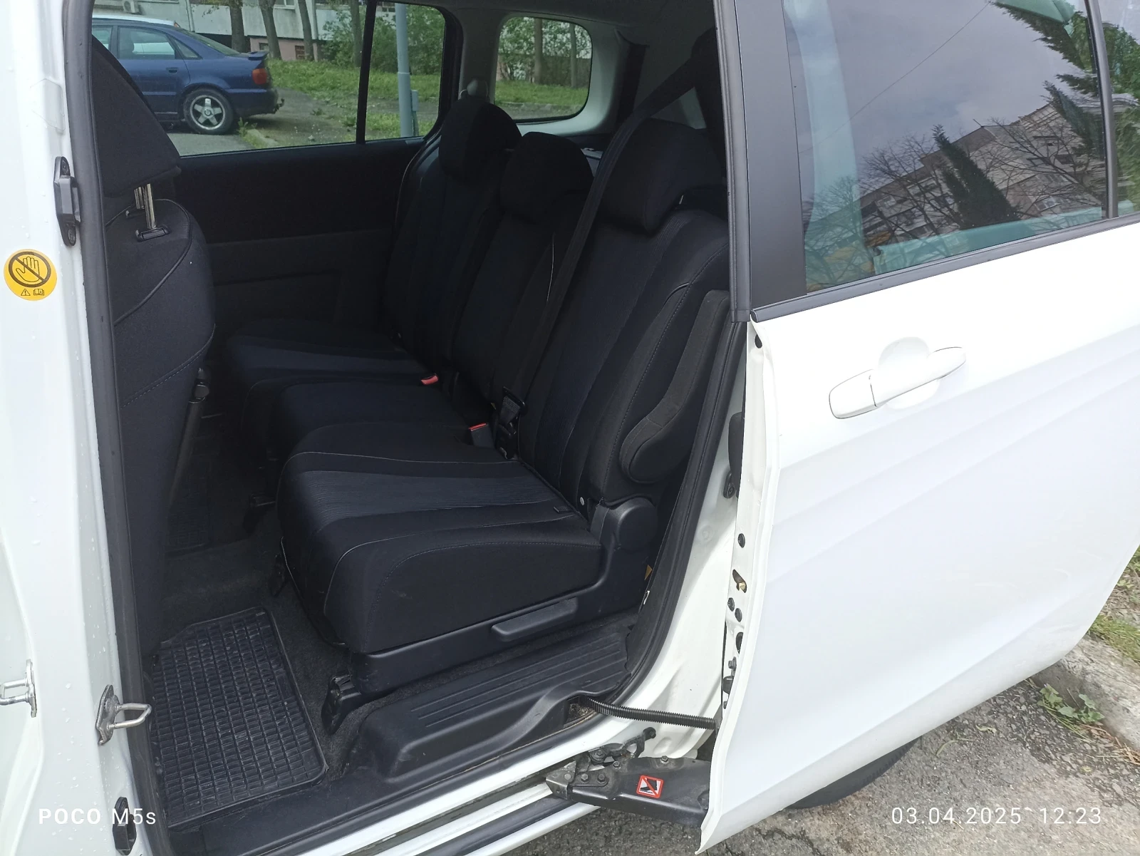 Mazda 5  - изображение 5