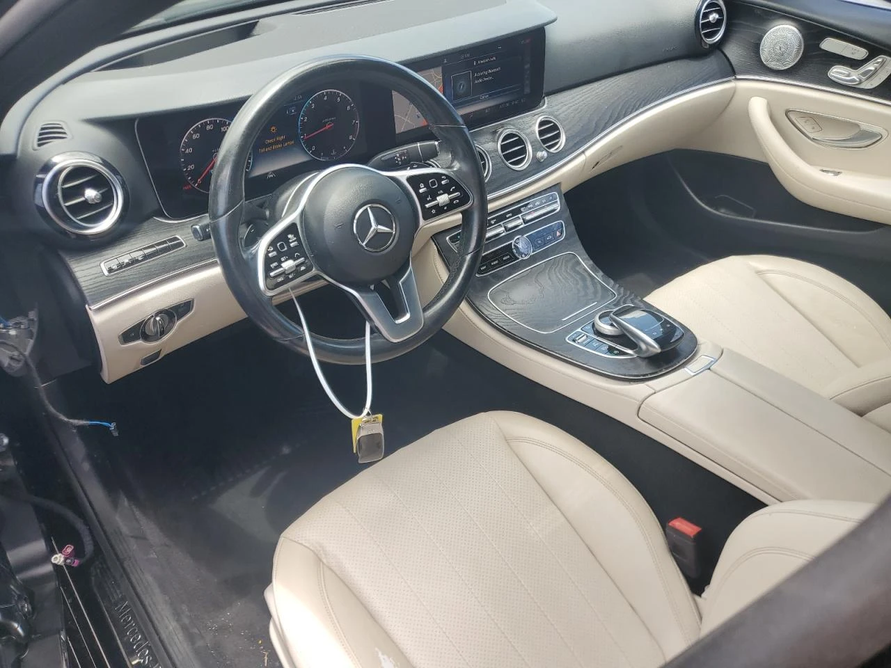 Mercedes-Benz E 350  - изображение 8