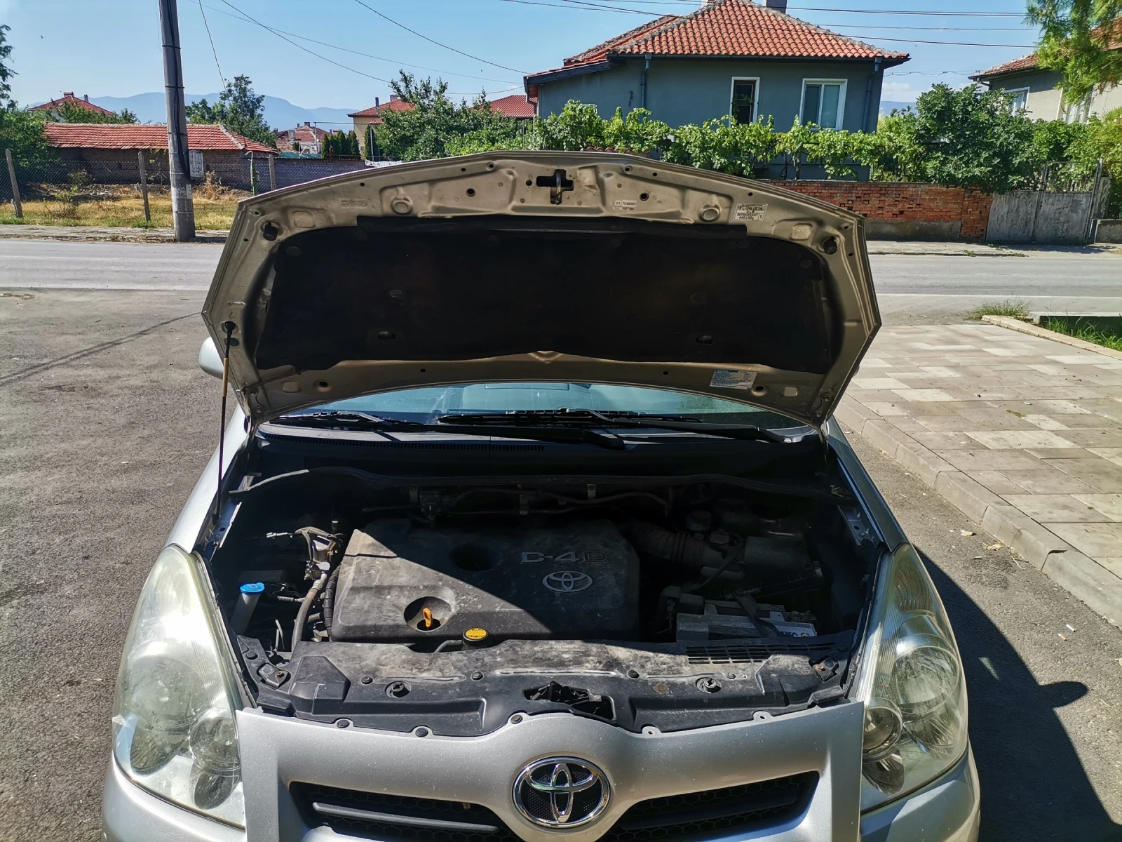 Toyota Corolla verso  - изображение 3